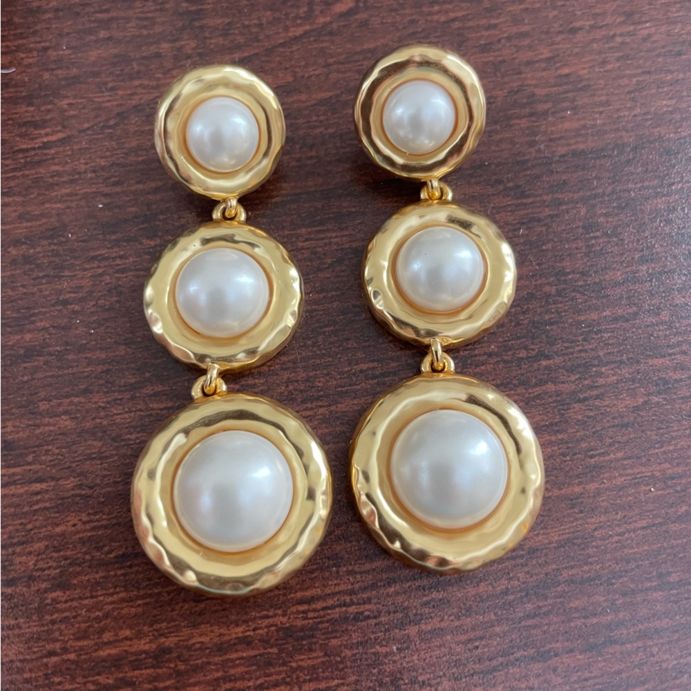 J. Crew Gold Inset Pearl Tiered Drop Earrings - Picture 2 of 3